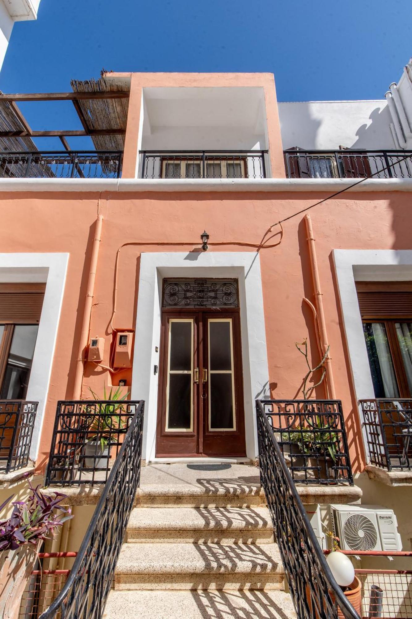 Mascot Traditional Guest House Rhodes City Esterno foto